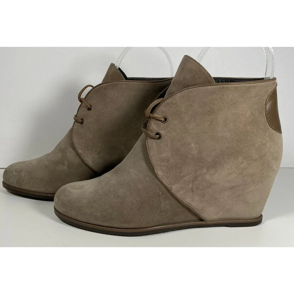 Stuart Weitzman Taupe Suede Wedge Ankle Boots Made‎ in Spain Size 8 M